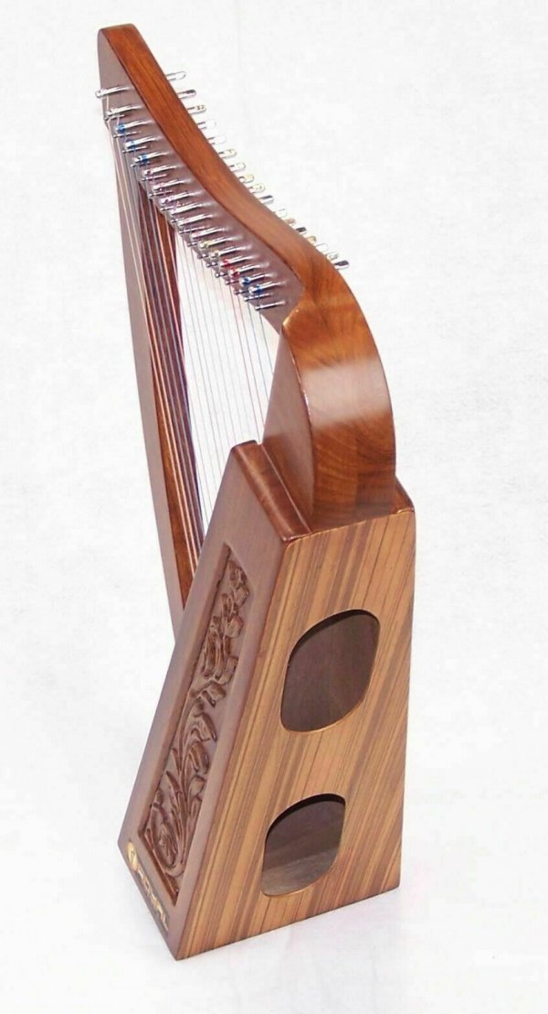 27 Inch Tall Celtic Irish Knee Harp 17 Strings Solid Wood Free Bag Strings Key