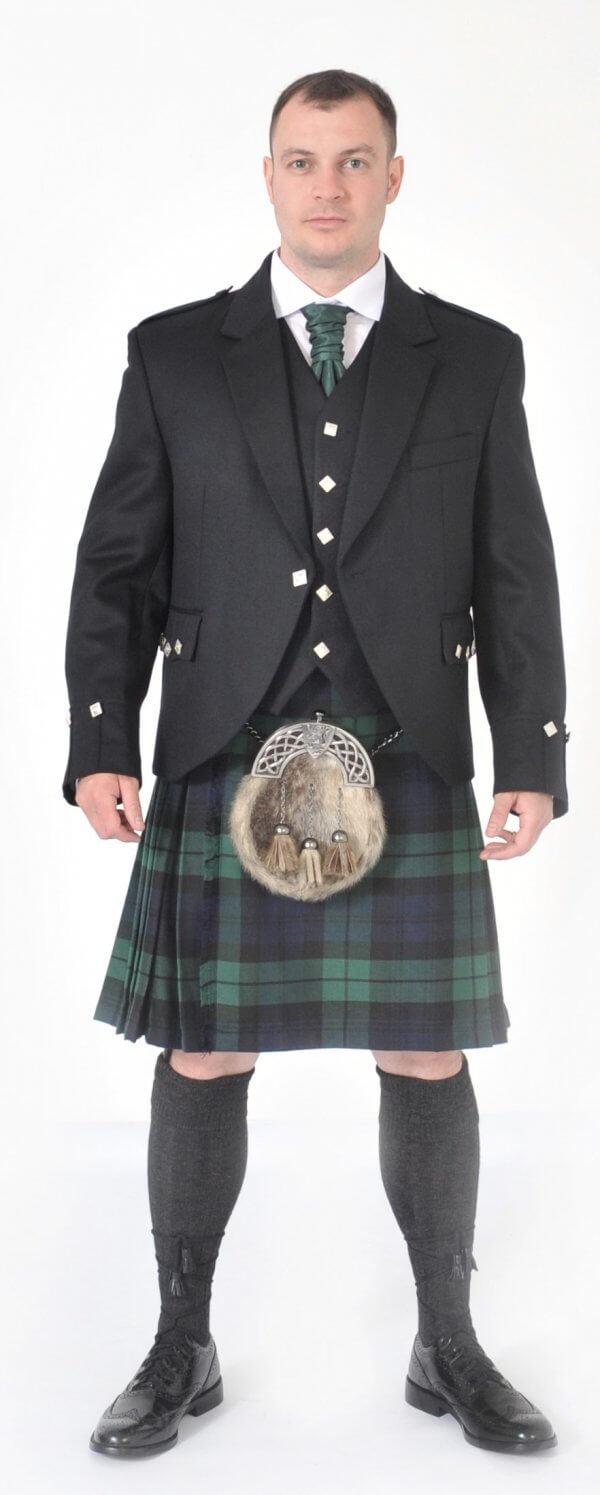 Scottish 8 Yard Black Watch Kilt outfits